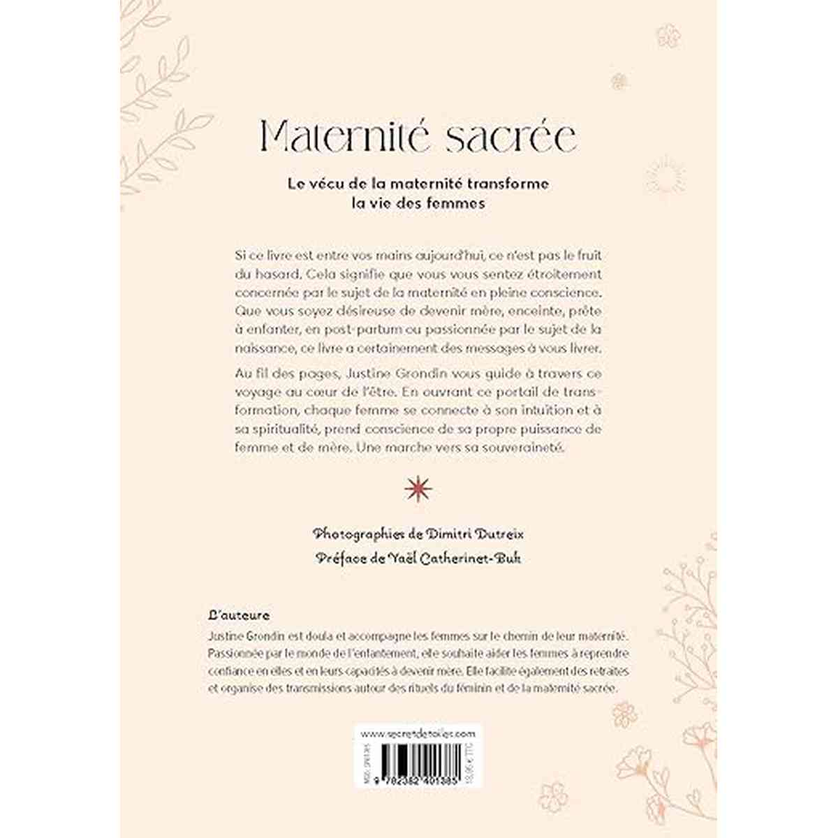 Page de présentation du livre 'Maternité Sacrée', avec texte évoquant la transformation, la spiritualité et la conscience de la maternité.