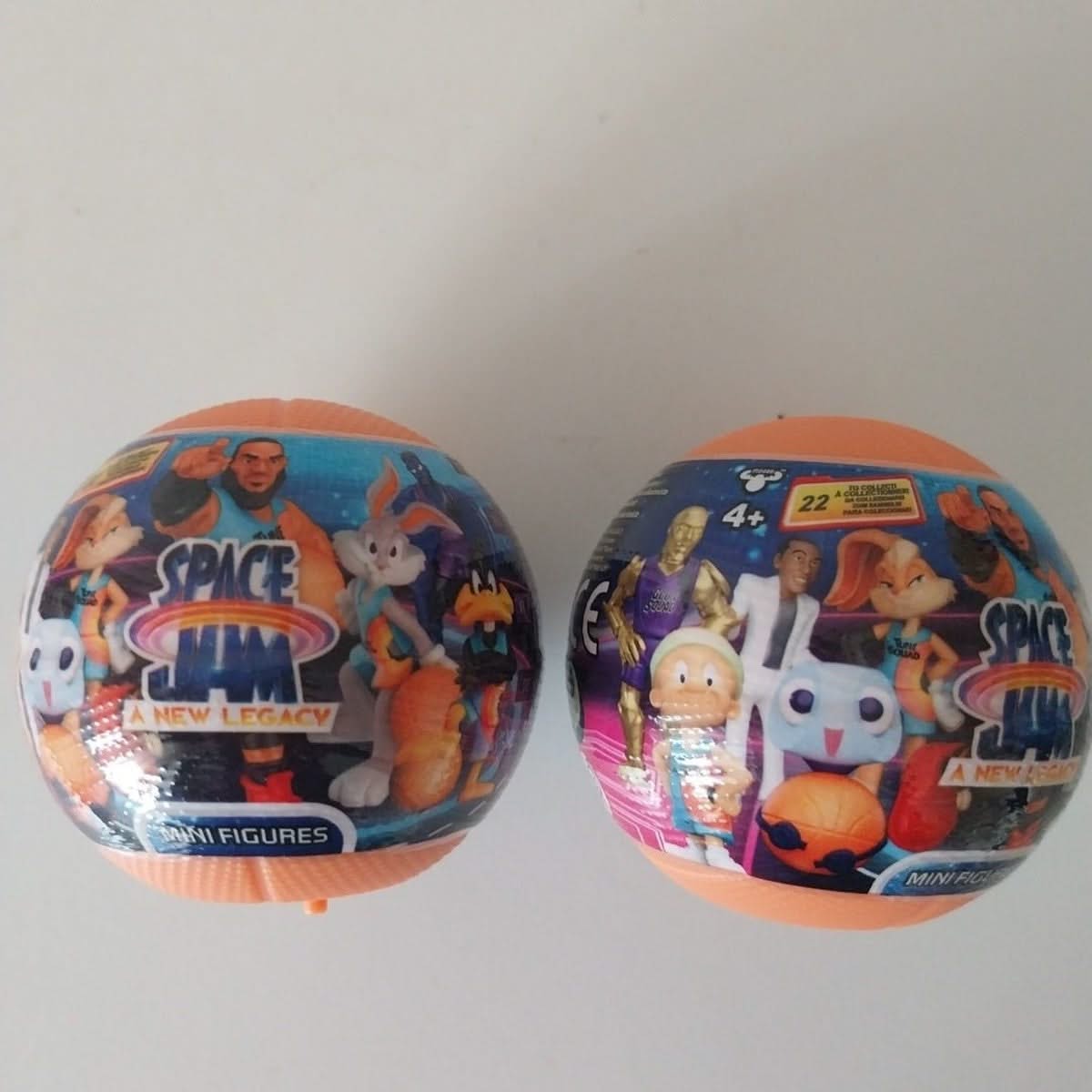 2 Mini Figurine Space Jam S1 X 1 Assortiment surprise sous forme de ballon