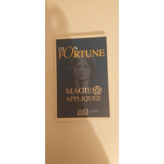 Magie Appliquée-dion Fortune livre