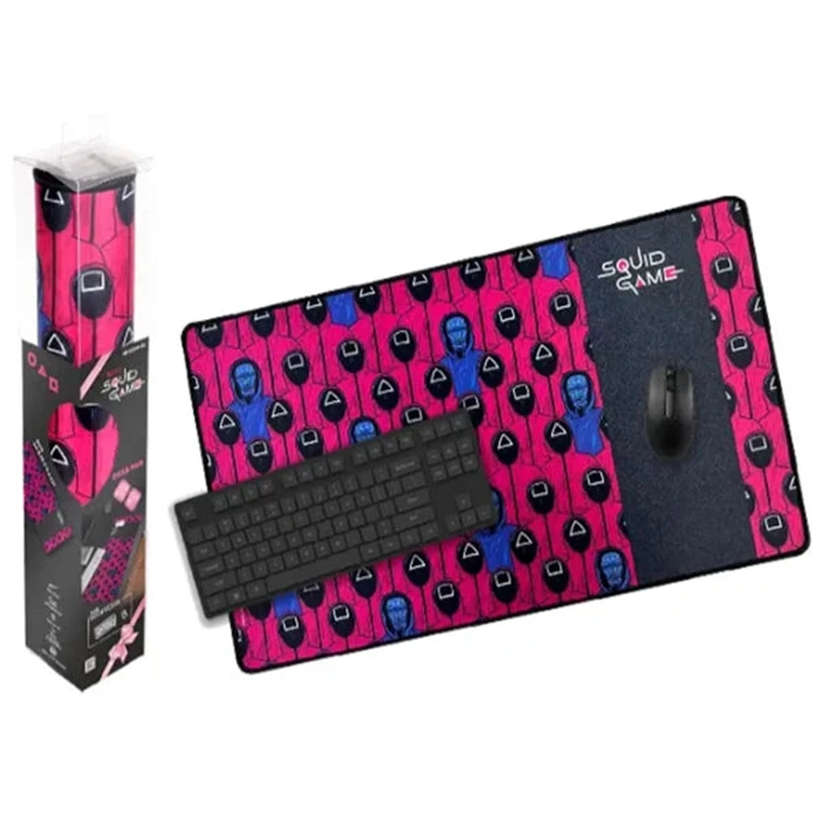 Tapis de bureau gaming Squid Game XXL avec packaging - Design rose et noir avec motifs personnages masqués et symboles triangle carré cercle - Vue d'ensemble produit avec clavier et souri