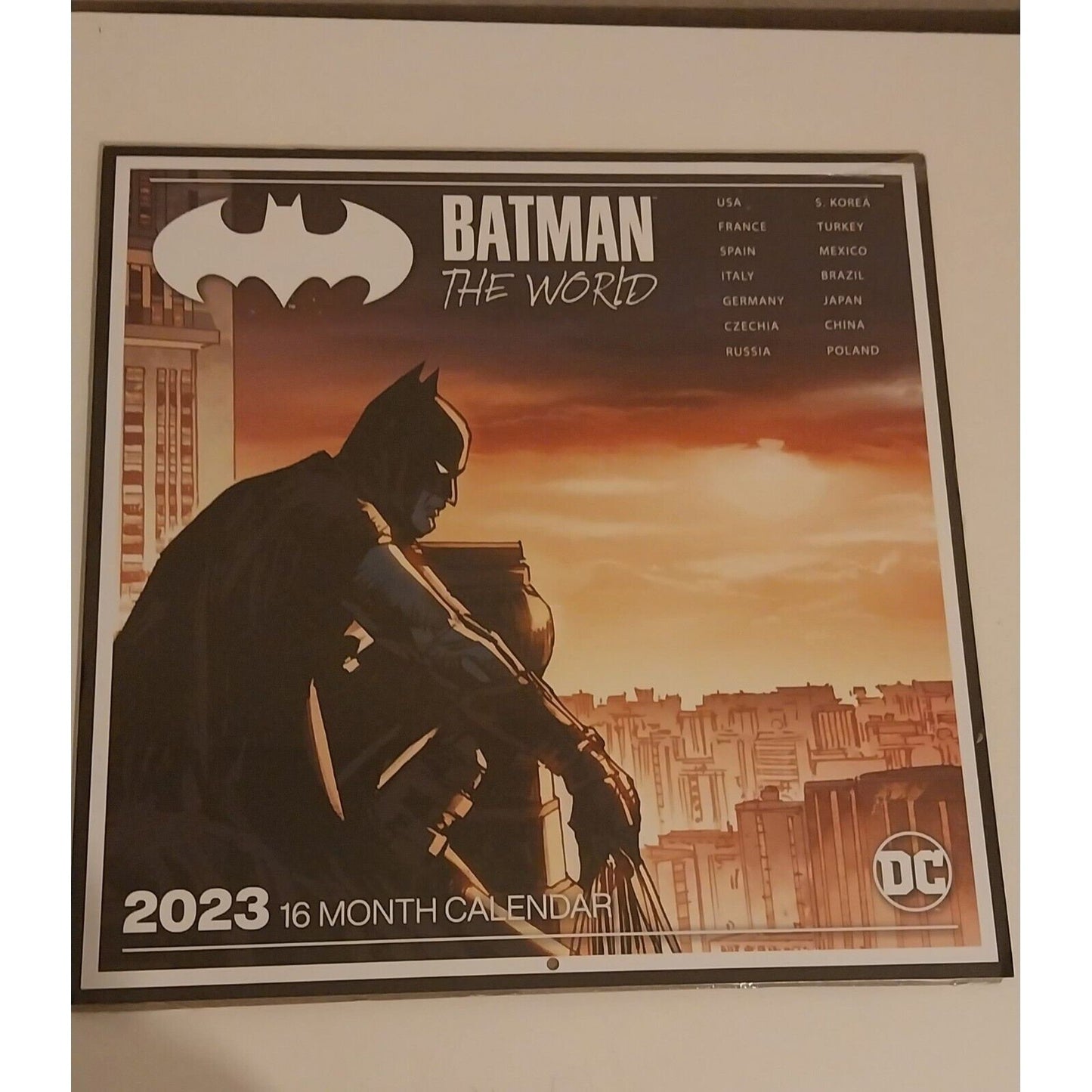 Calendrier Batman the world 2023 en anglais