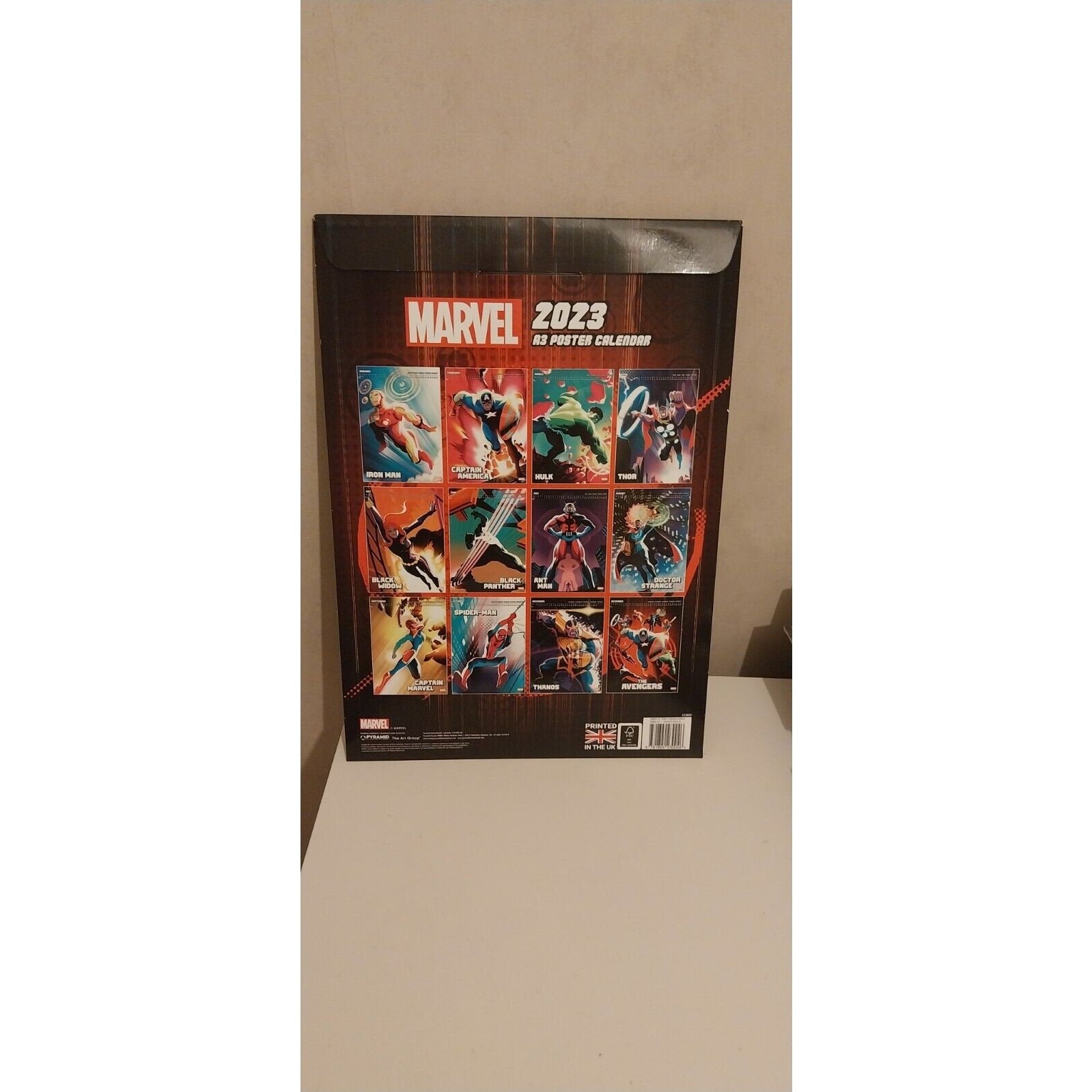 Marvel Avengers Heroes - Calendrier affiche A3 2023