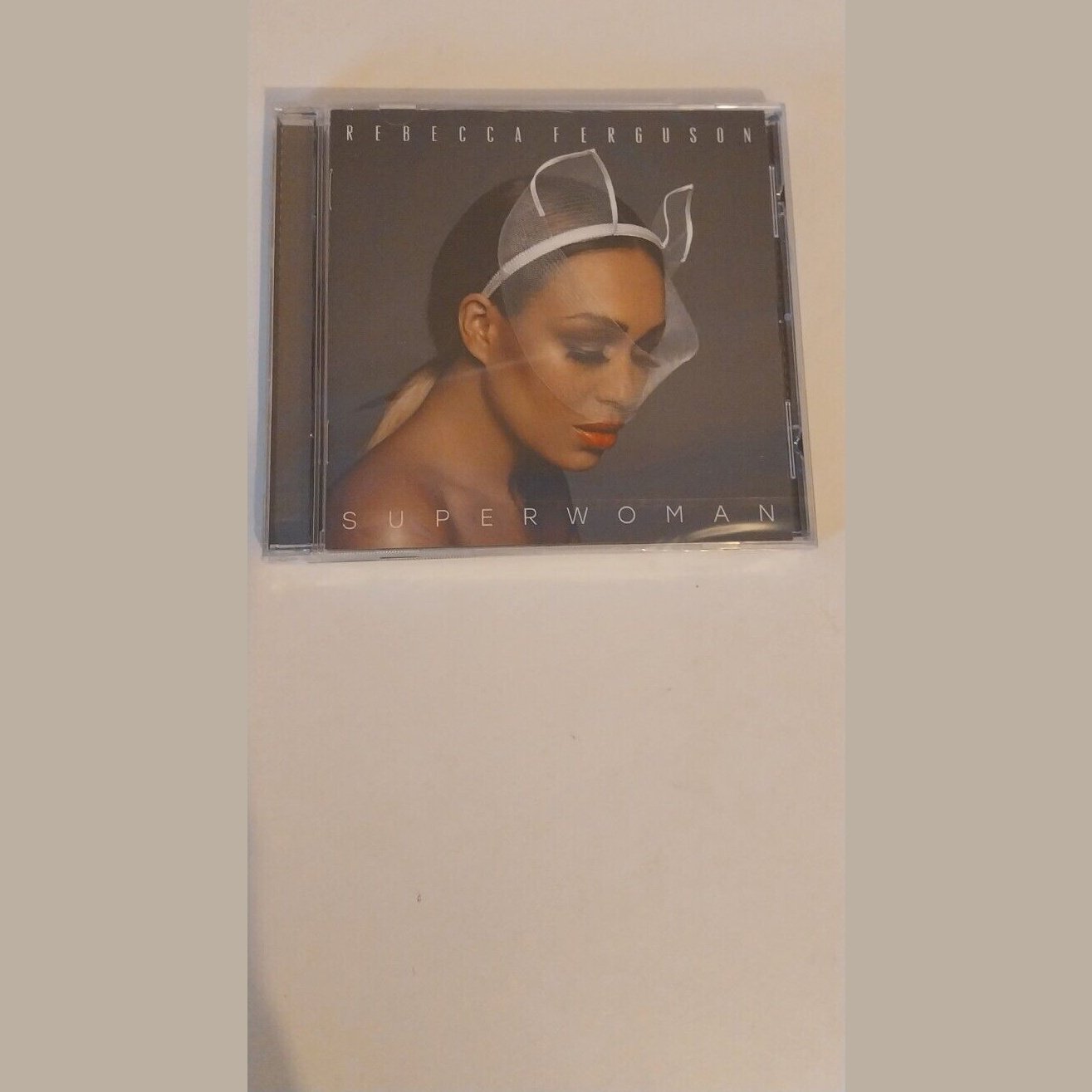 rebecca ferguson superwoman Cd musique